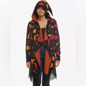 Her Universe Disney Hocus Pocus Dani Hooded Fringe Girls Cardigan
